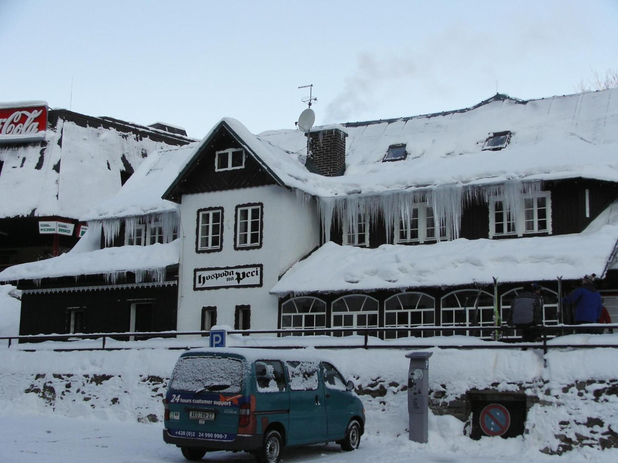 Hospoda Na Peci Pec pod Snezkou Exterior foto